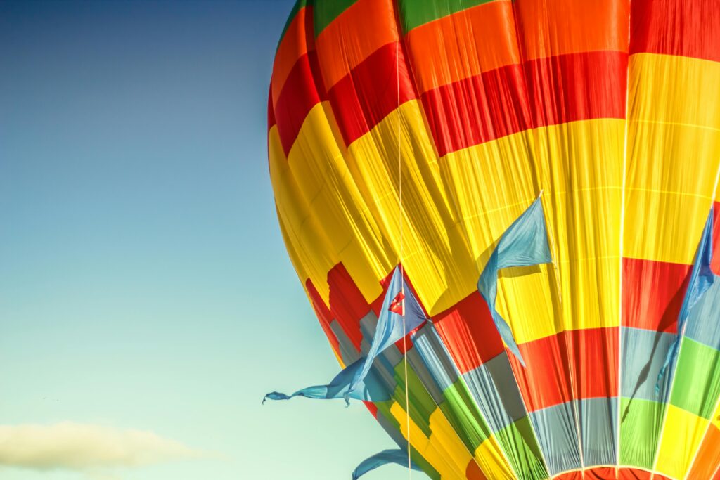 Montgolfiere au dessus du golf du morbihan